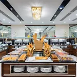 Golden Tulip Al-Zahabi