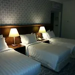 Nozol Royal Inn Hotel