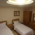 Omar Suites