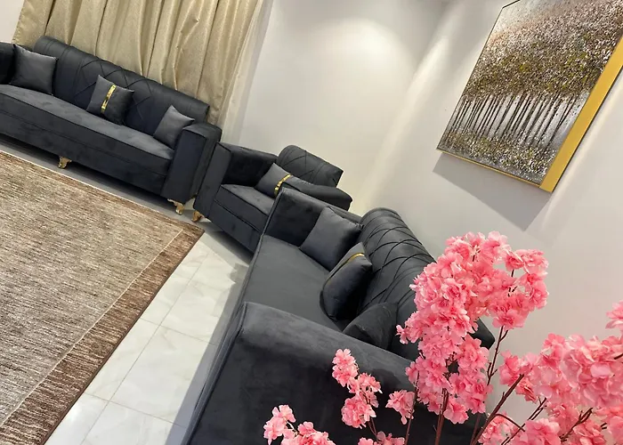 Roma House