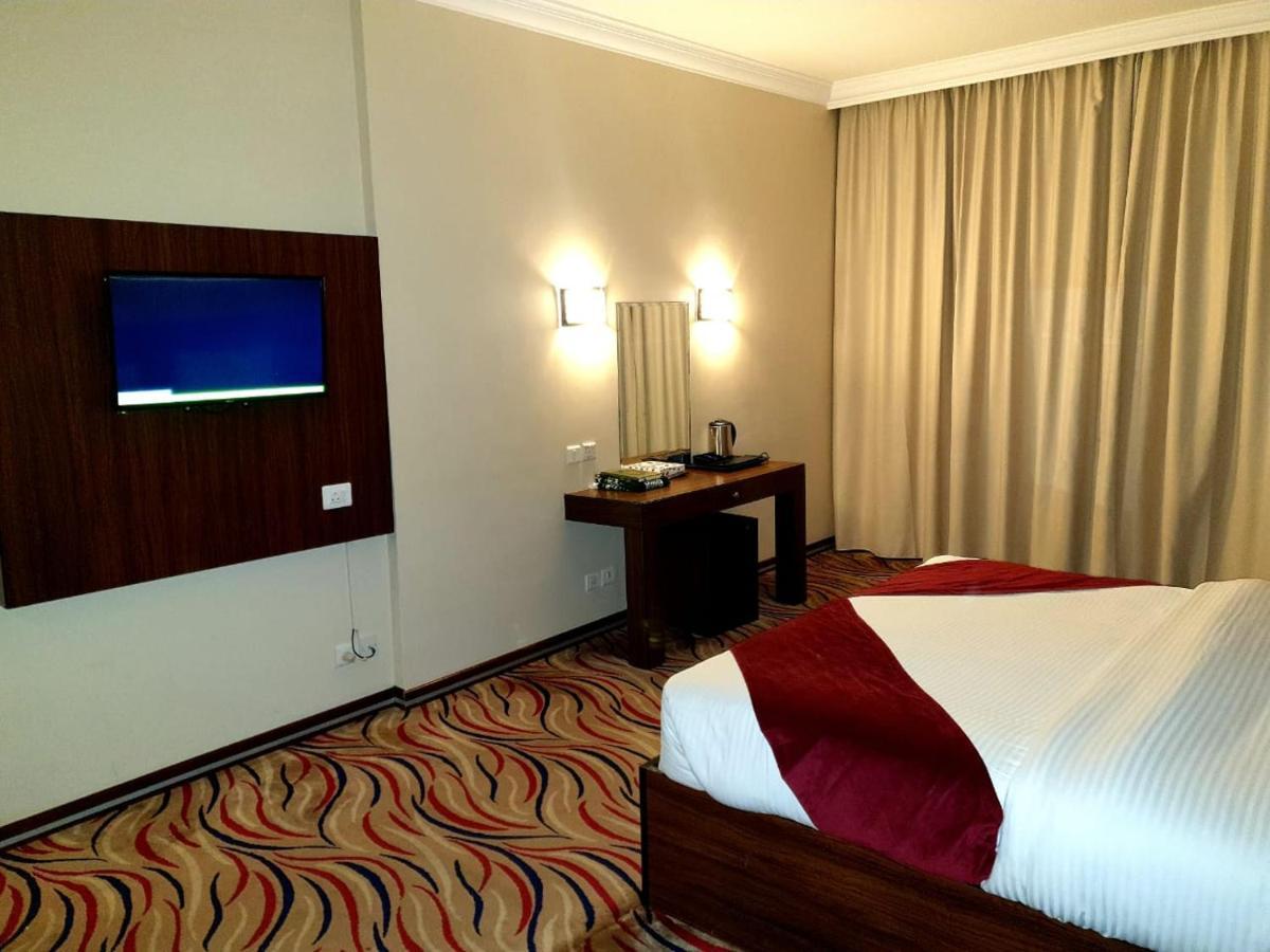 Hayah Golden Hotel *