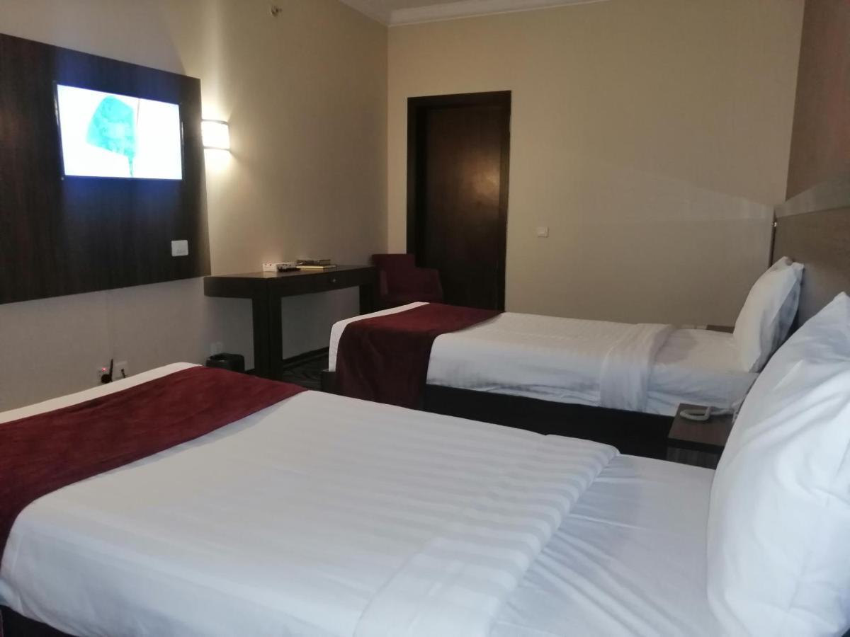 Hayah Golden Hotel *
