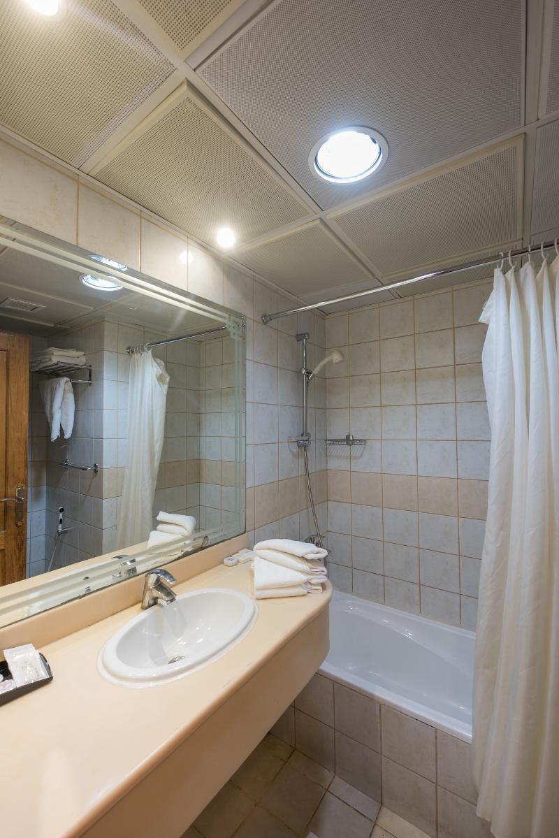 Odst Al Madinah Hotel 3*