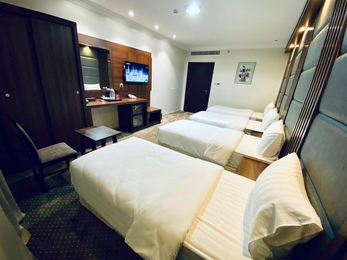 Hotel Itlalat Uhud *