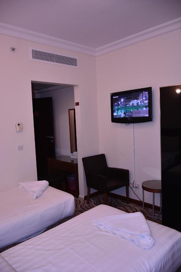 Hotel فندق ارتال المنورة Artal Al Munawara Hotel