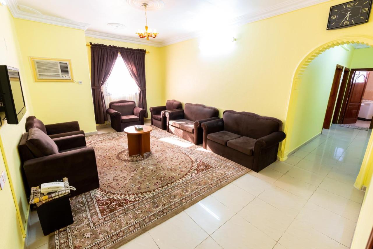 العييري للوحدات المفروشة المدينة 3 Apartment *