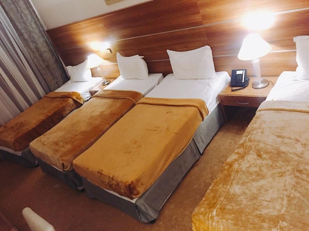 Hotel Emaar Al Mektan 3*