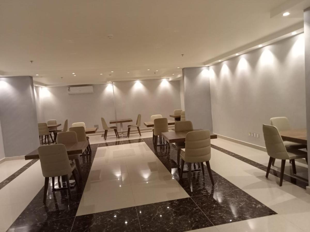 Y Platinum Hotel