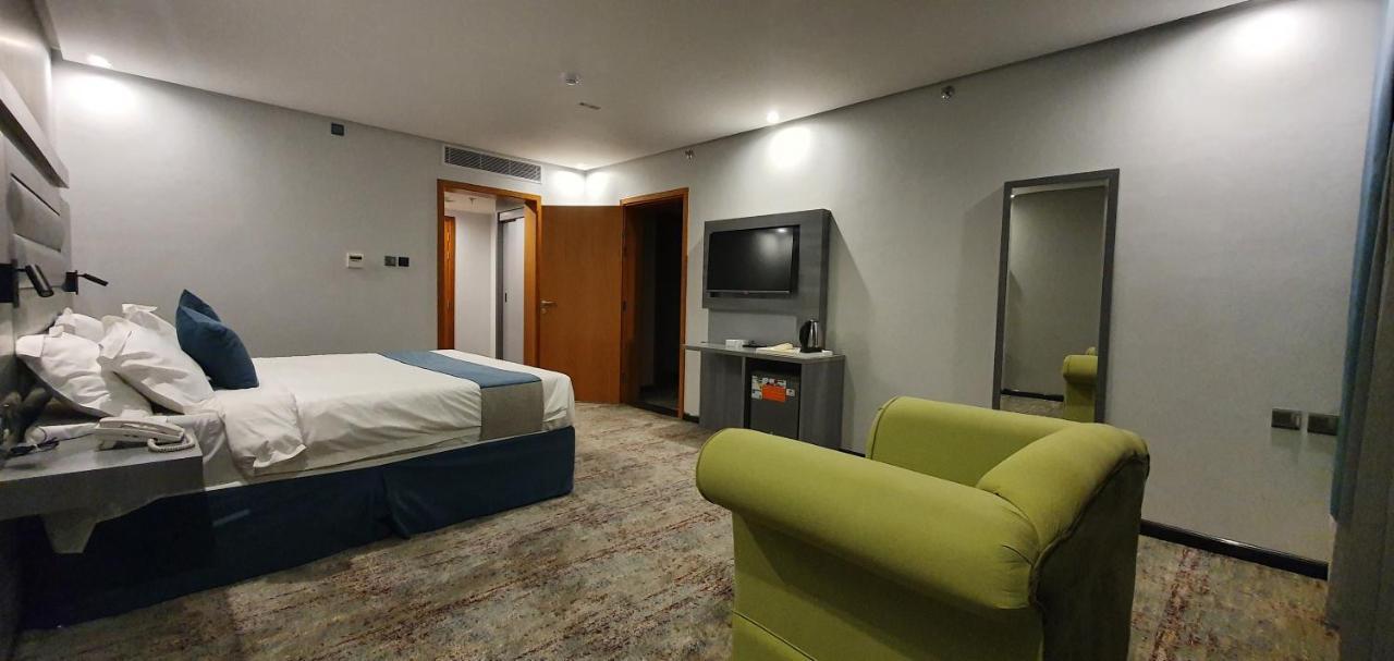 شركة الصنوبرة الفندقية Pine In Medina