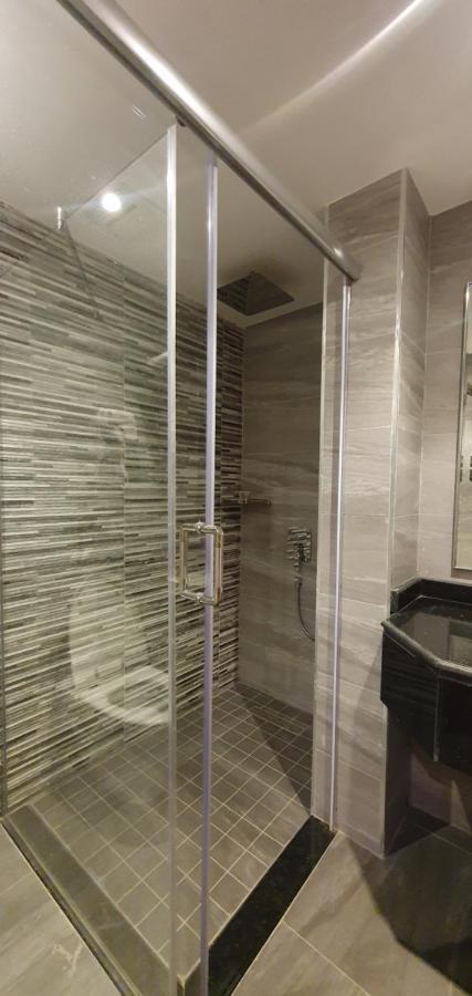 شركة الصنوبرة الفندقية Pine In Hotel