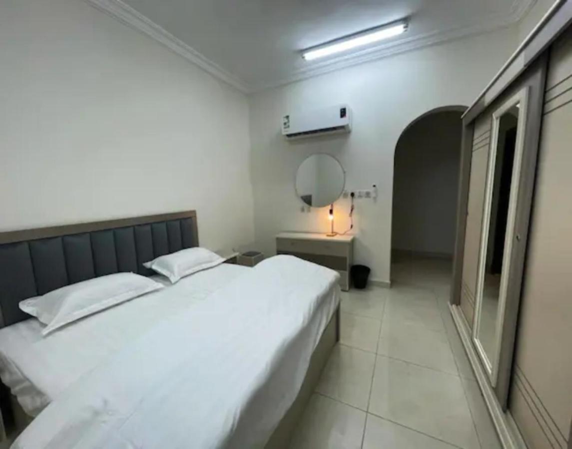Luxurious Family 3 Bedroom 10 Mins Drive To Al-masjid Nabawi - Nozol Noor 1 Apartment Medina