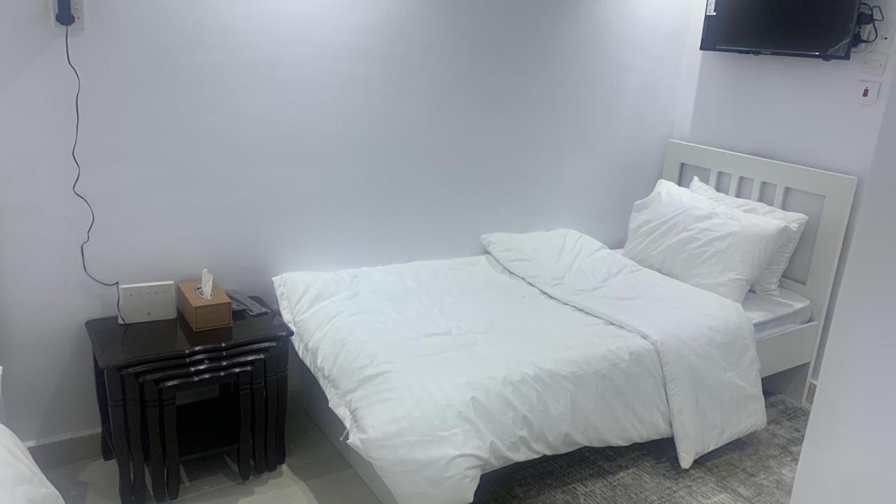 Apartment غرفة و دورة مياه خاصة - Private And Bathroom *