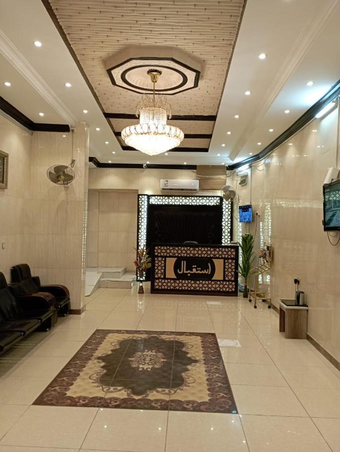 Diamond For Furnished