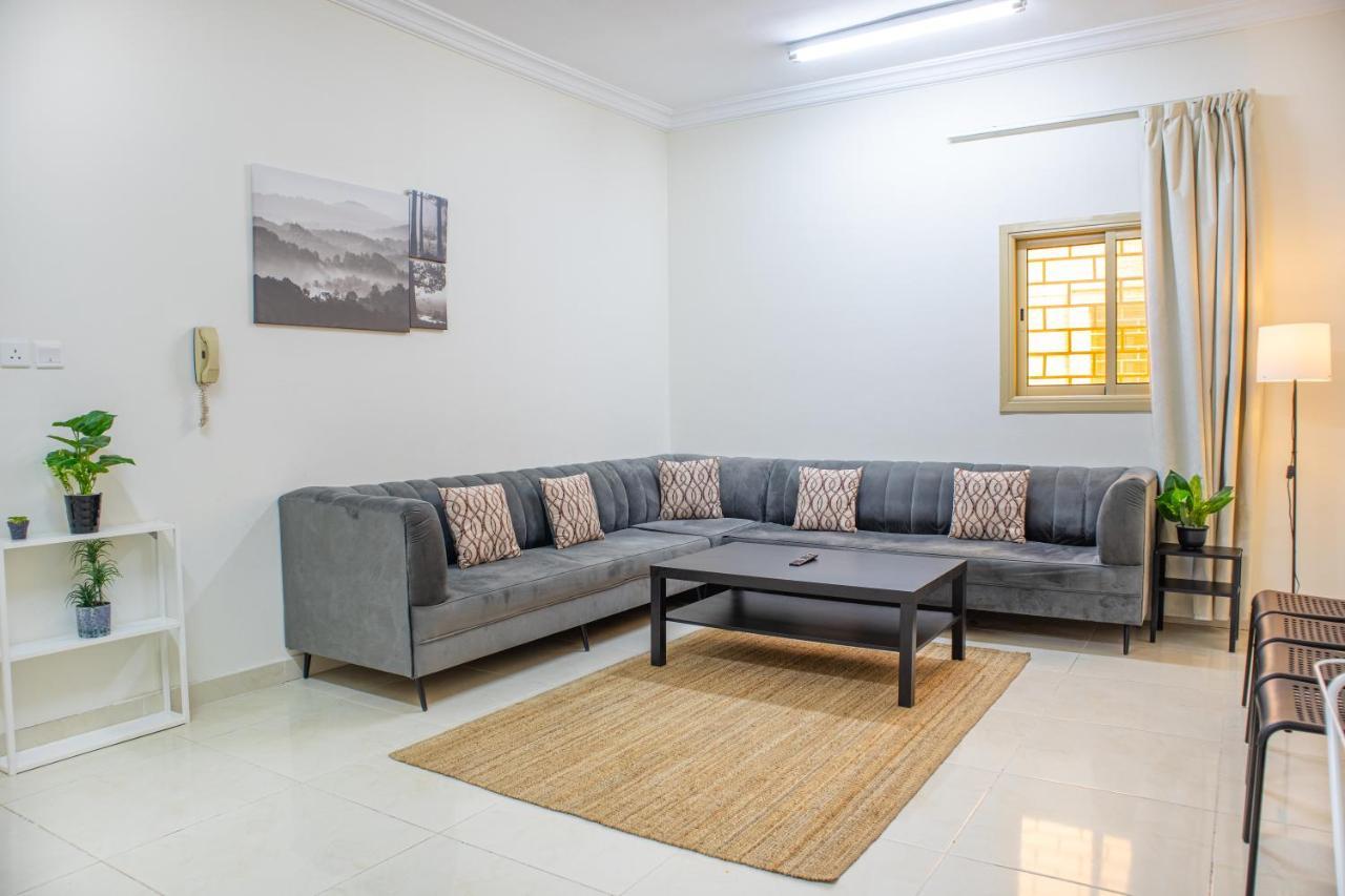 Luxurious Family 3 Bedroom 10 Mins Drive To Al-masjid Nabawi - Nozol Noor 1 *