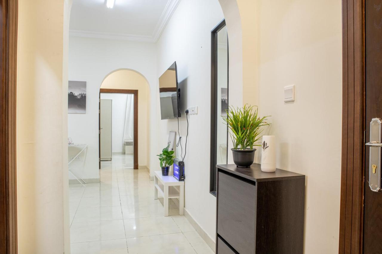 Apartment Luxurious Family 3 Bedroom 10 Mins Drive To Al-masjid Nabawi - Nozol Noor 1 *