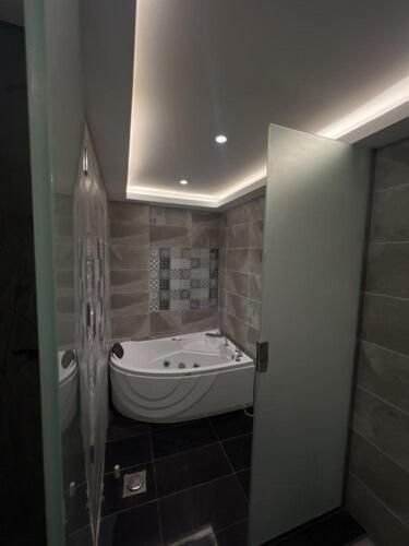 Y Platinum Hotel