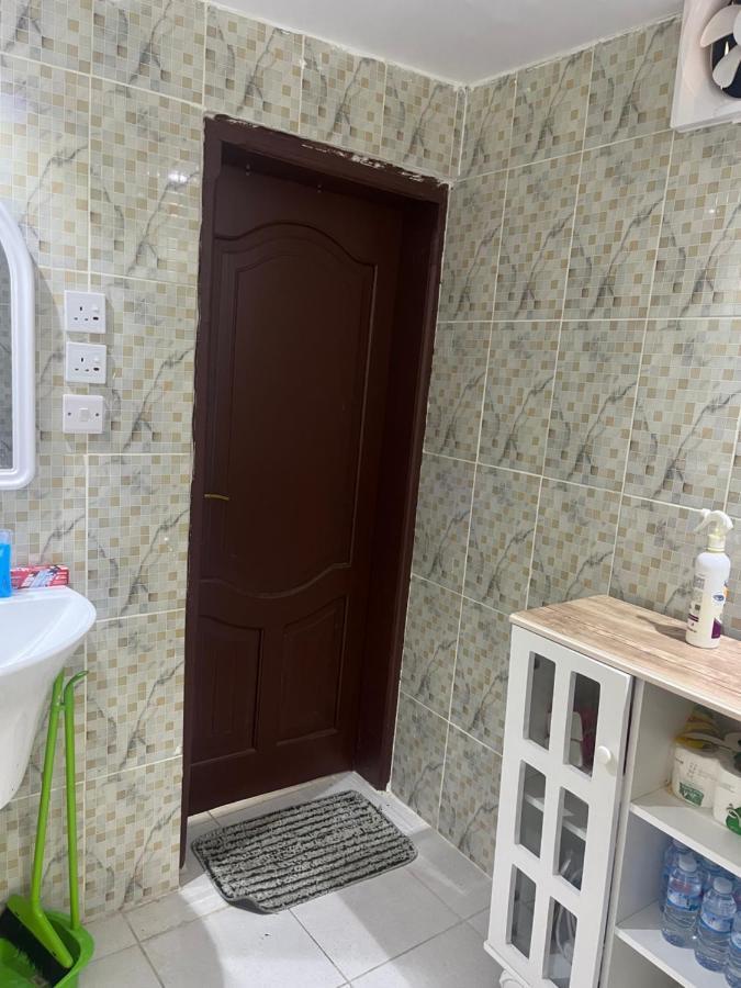 غرفة و دورة مياه خاصة - Private And Bathroom Apartment Medina