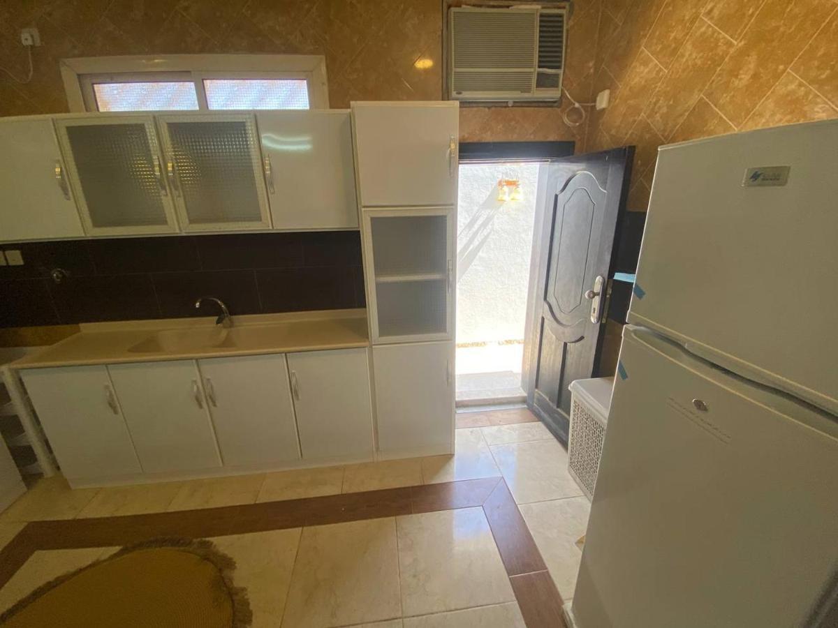 Apartment شقة واسعة مع فناء خارجي خاص Medina