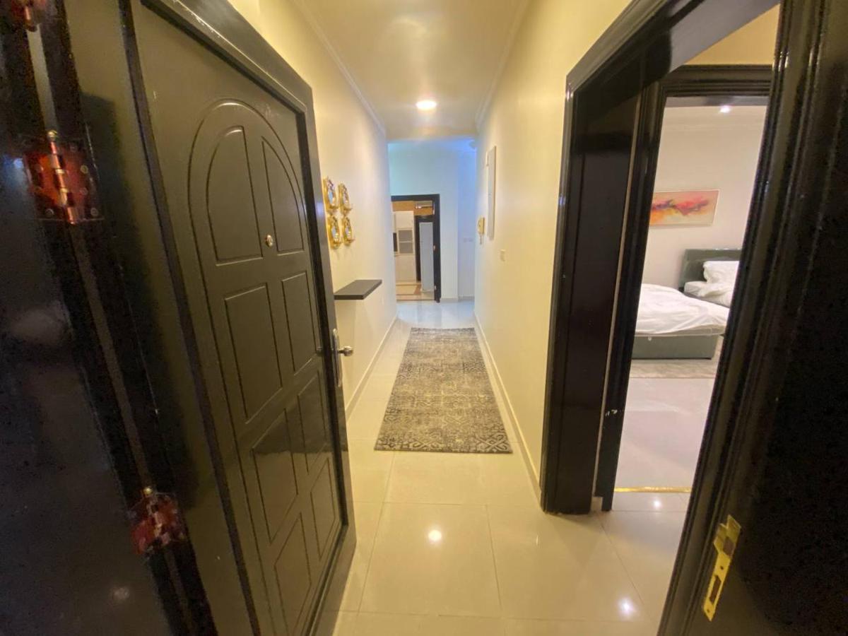 شقة واسعة مع فناء خارجي خاص Apartment Medina