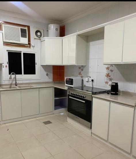 Apartment بدور أرضي