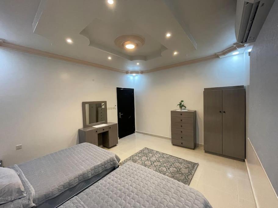 Apartment شقة واسعة بدخول ذاتي