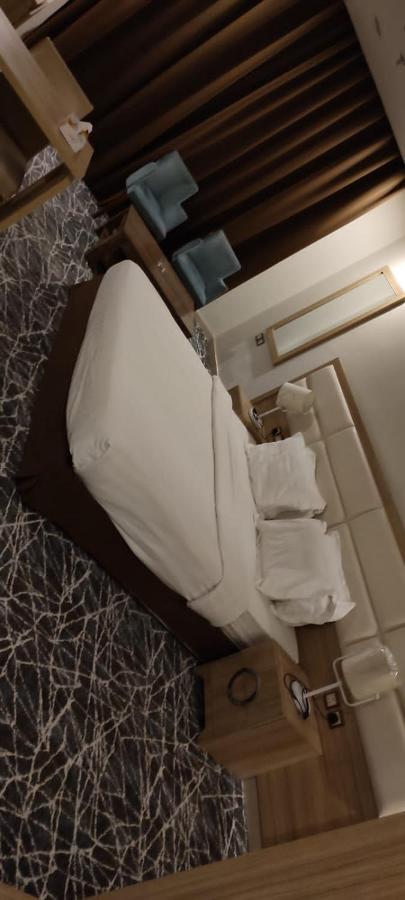Hotel Al Madinah Anasat