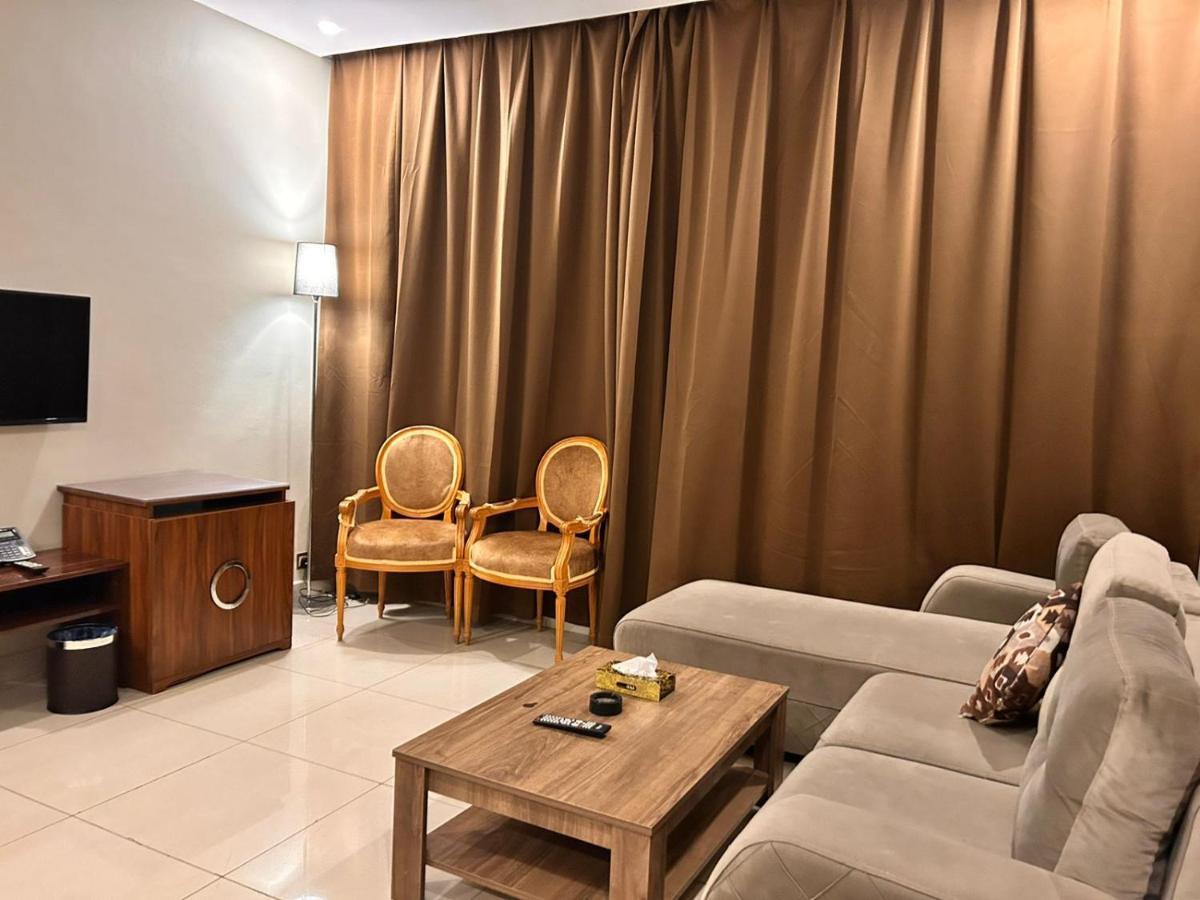 Al Madinah Anasat Hotel