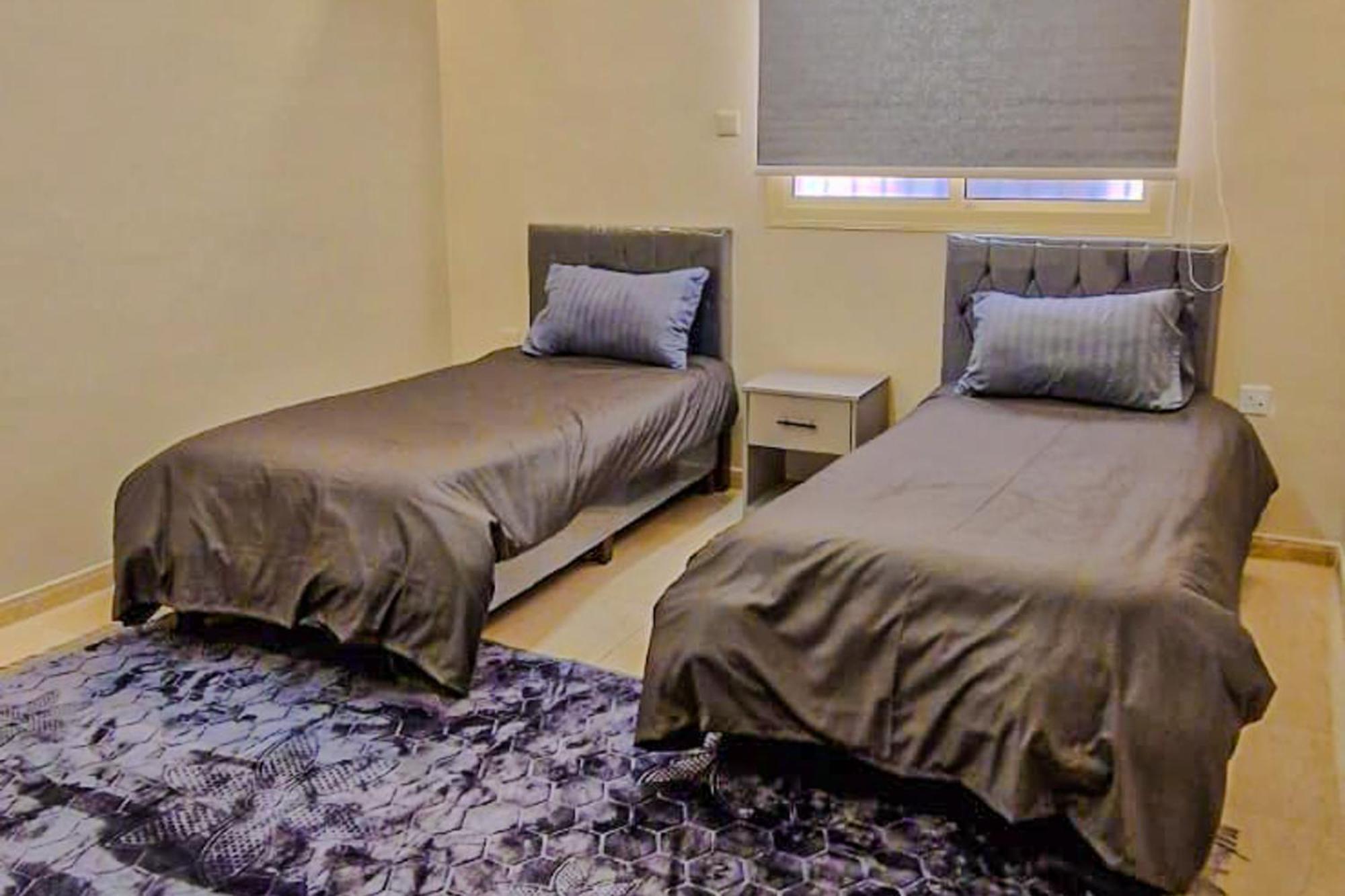 Madina - 7 Minutes To Haram By Car - Mount Uhud Views - Free Parking - Sleeps 6 *