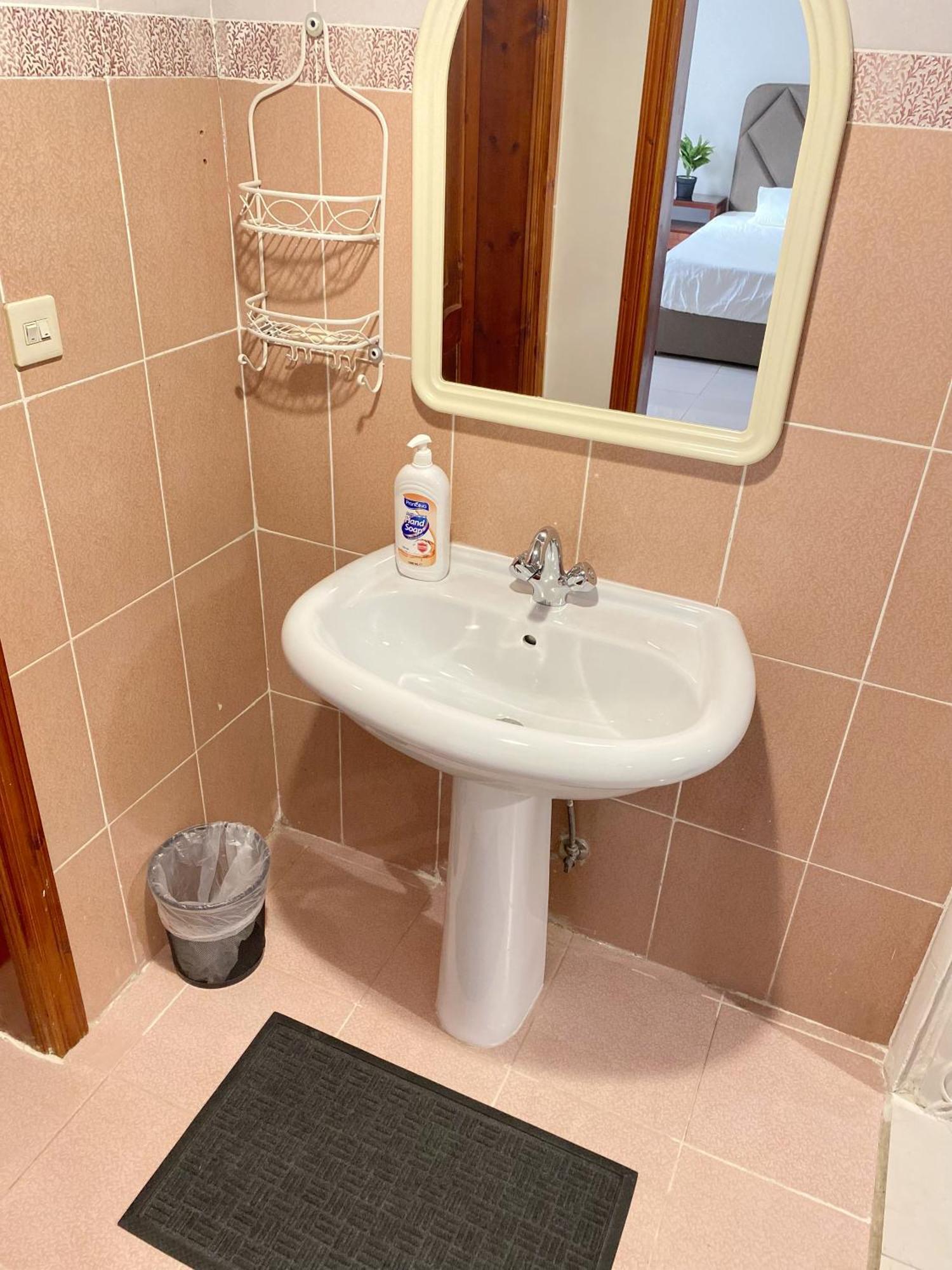 Apartment التوحيد *