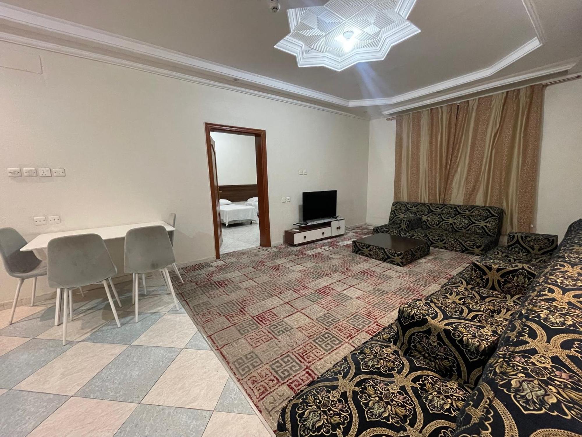 اليوم للشقق المخدومة Apartment *