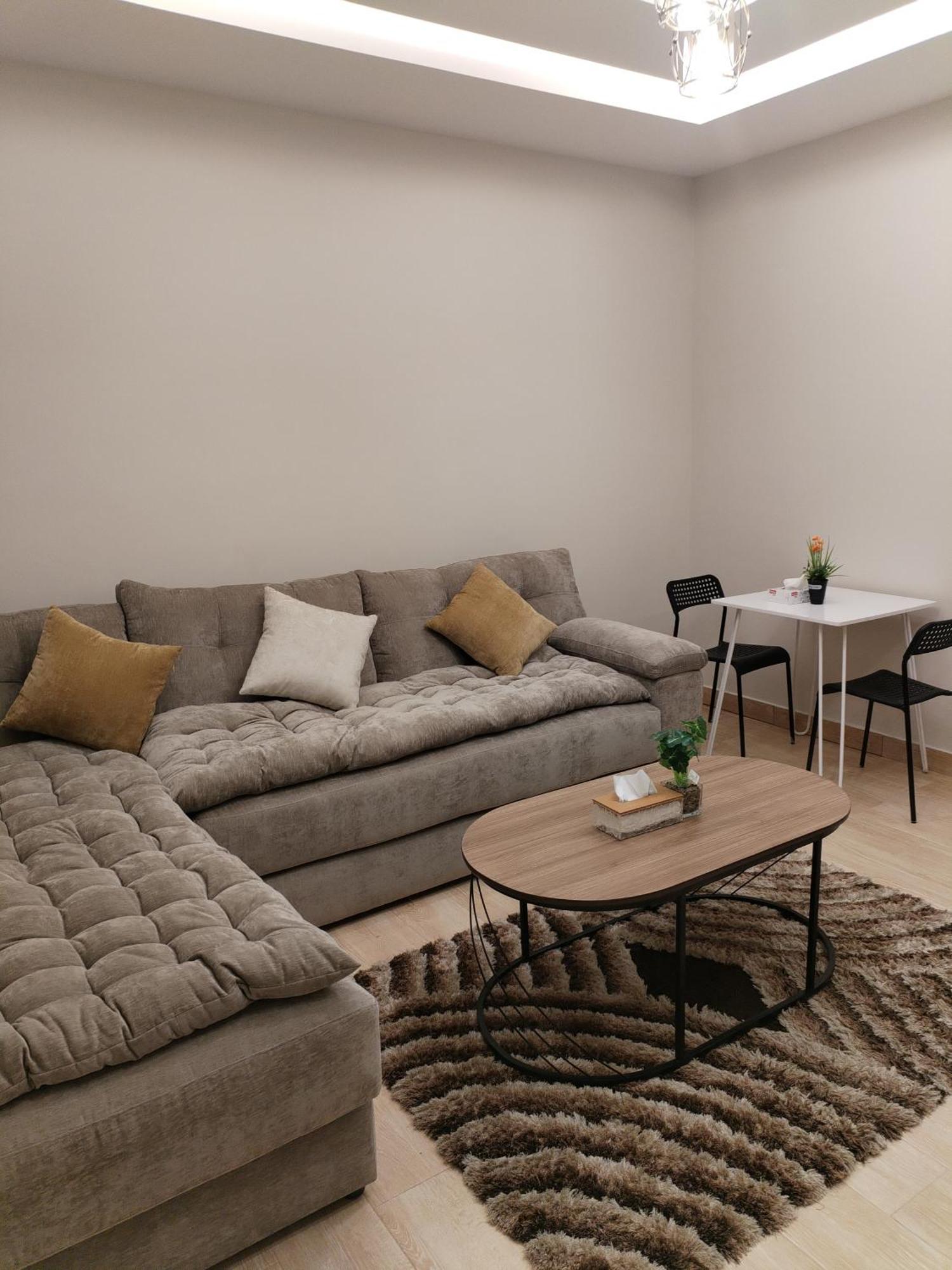 Apartment الياسمين *