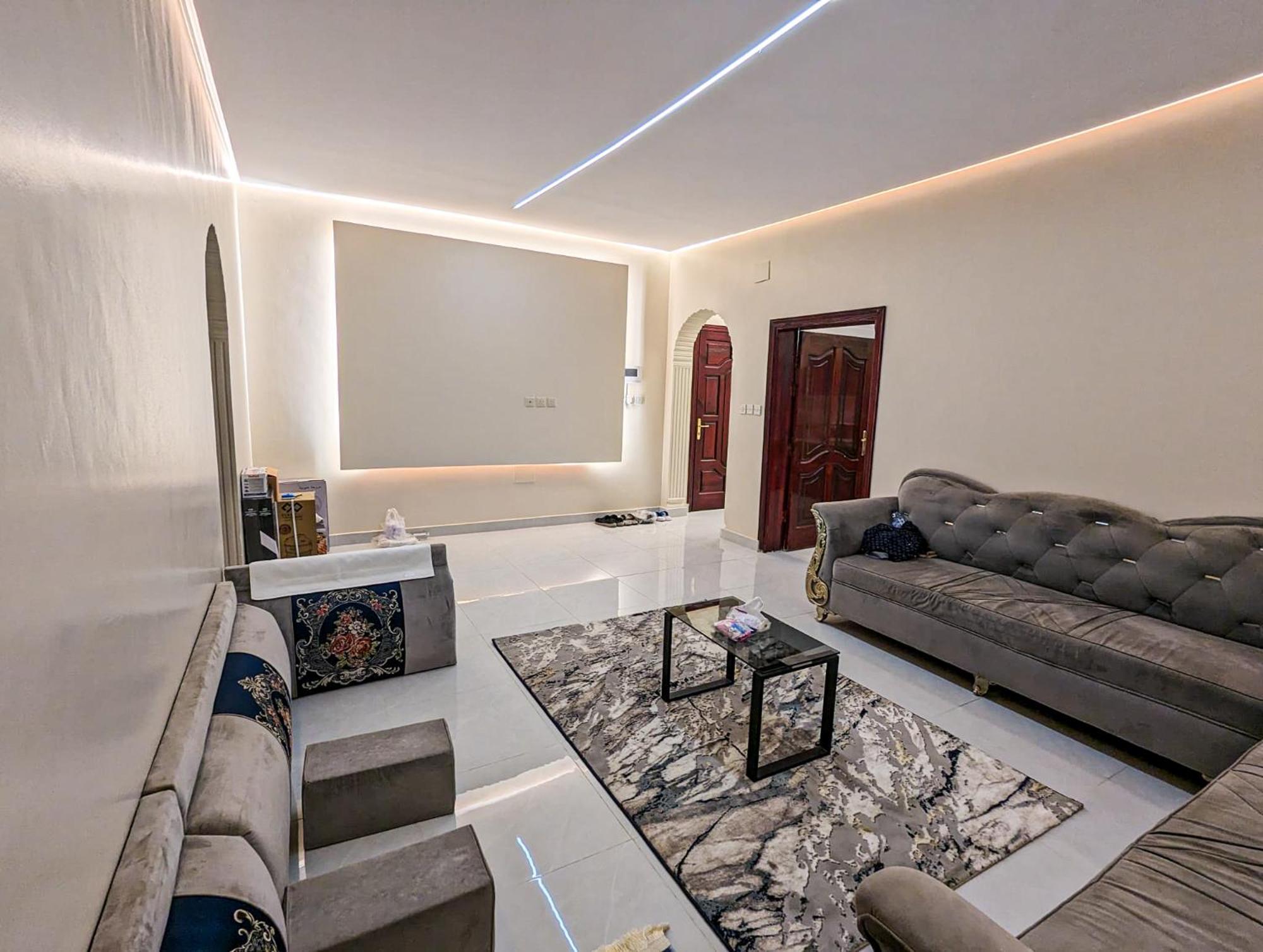 Apartment Madina Luxe - 7 Minutes To Haram By Car - Mount Uhud Views - Free Parking - Kitchen Medina