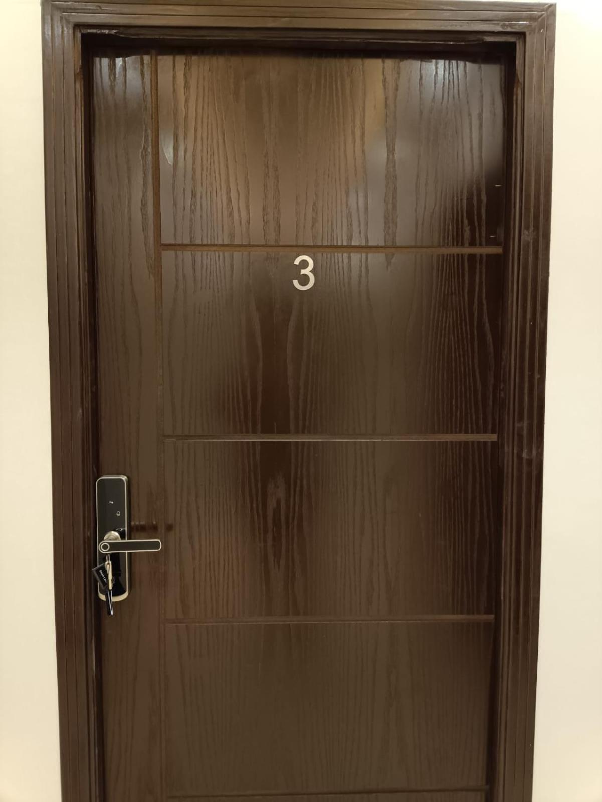 لاقينا هوم - خاص دخول ذاتي Apartment