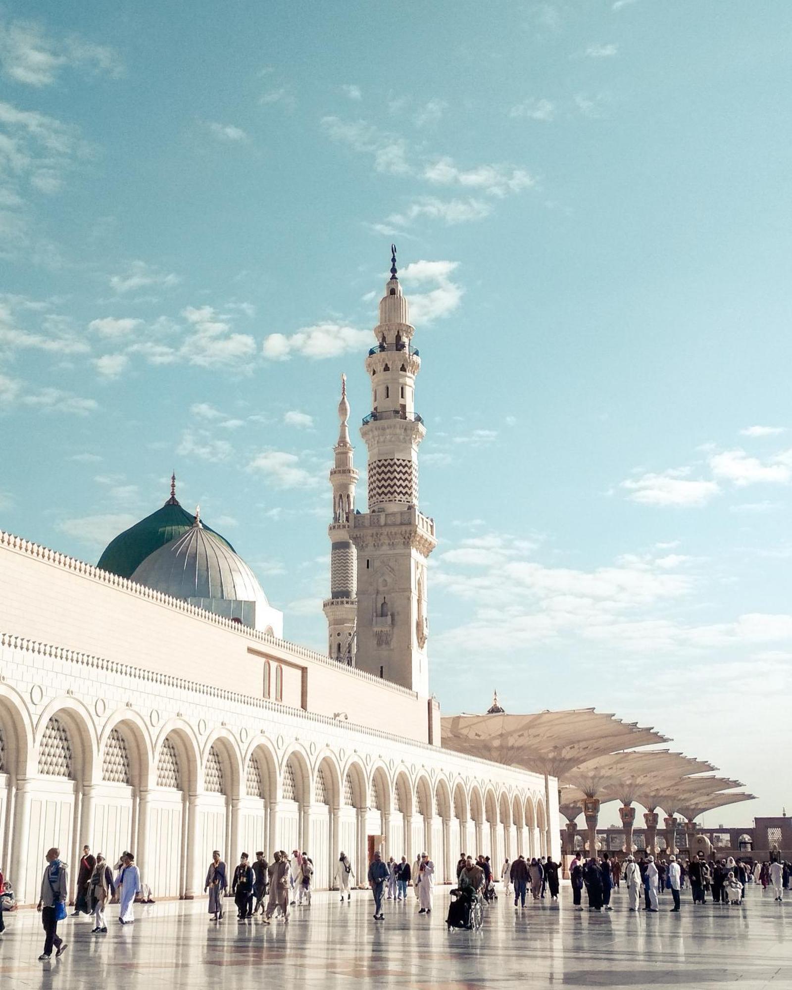 Apartment Madina - 7 Minutes To Haram By Car - Mount Uhud Views - Free Parking - Sleeps 6