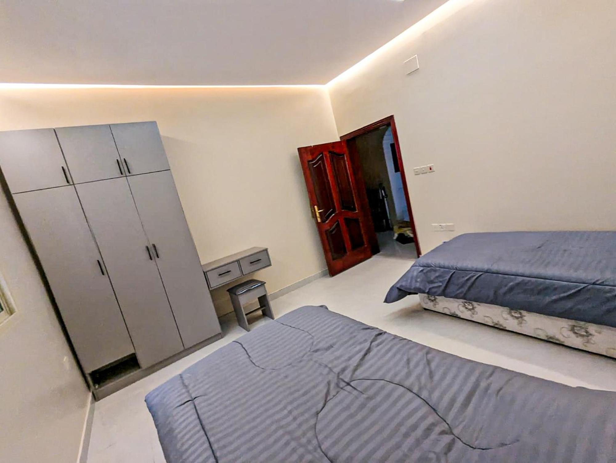 Madina - 7 Minutes To Haram By Car - Mount Uhud Views - Free Parking - Sleeps 6 Medina