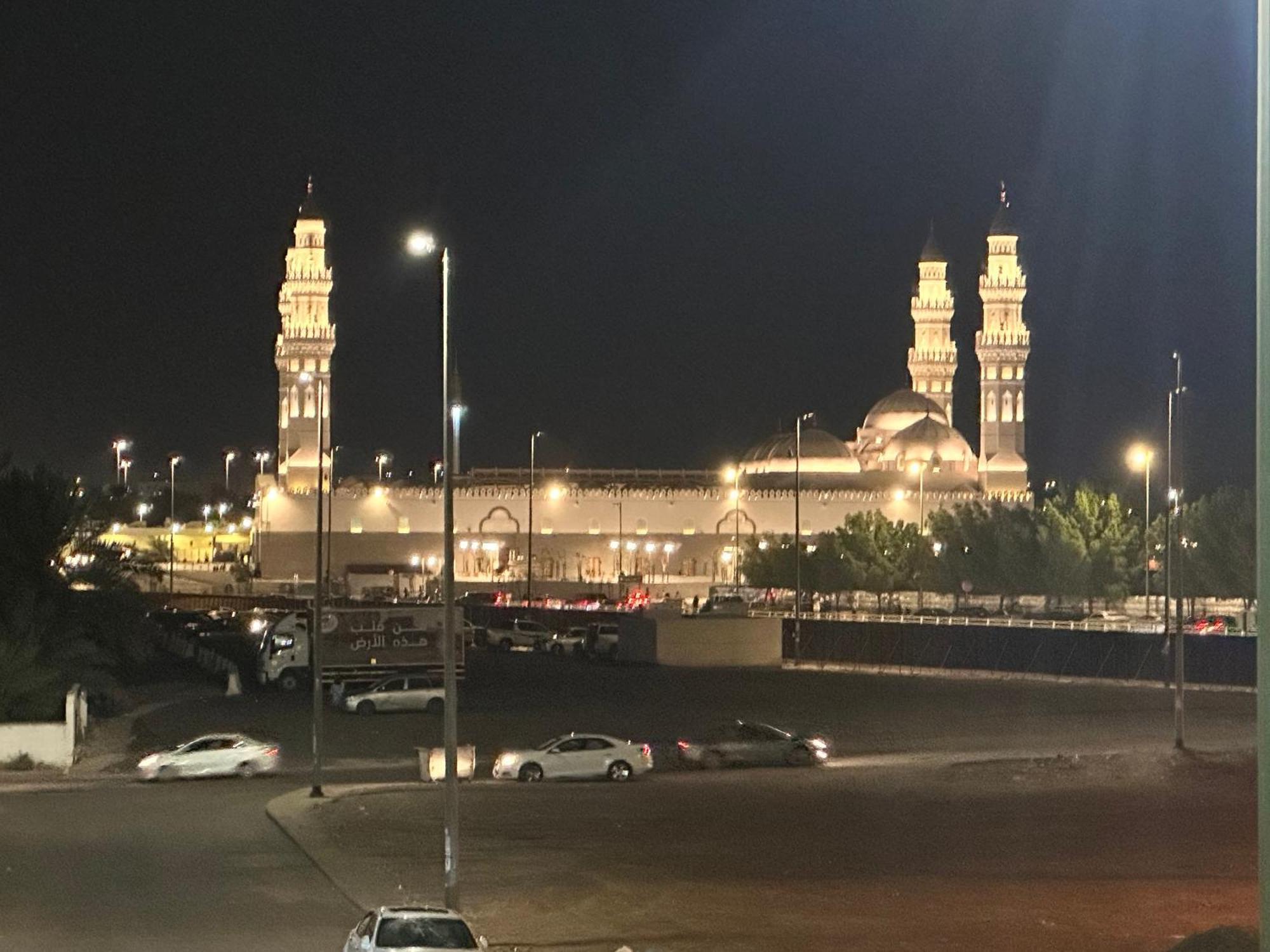 Apartment شقق مطله على مسجد قباء
