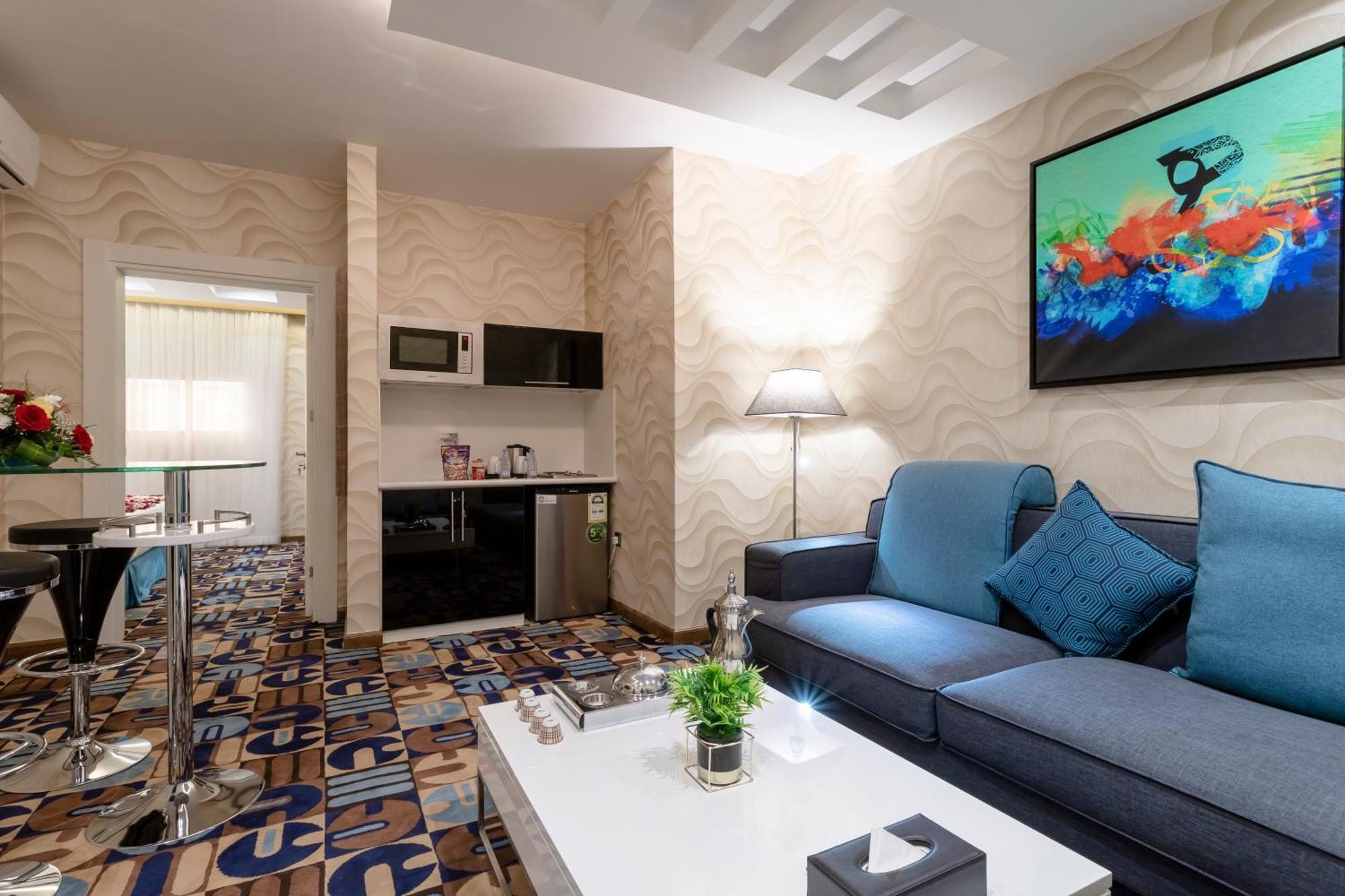 Y Platinum Hotel Medina