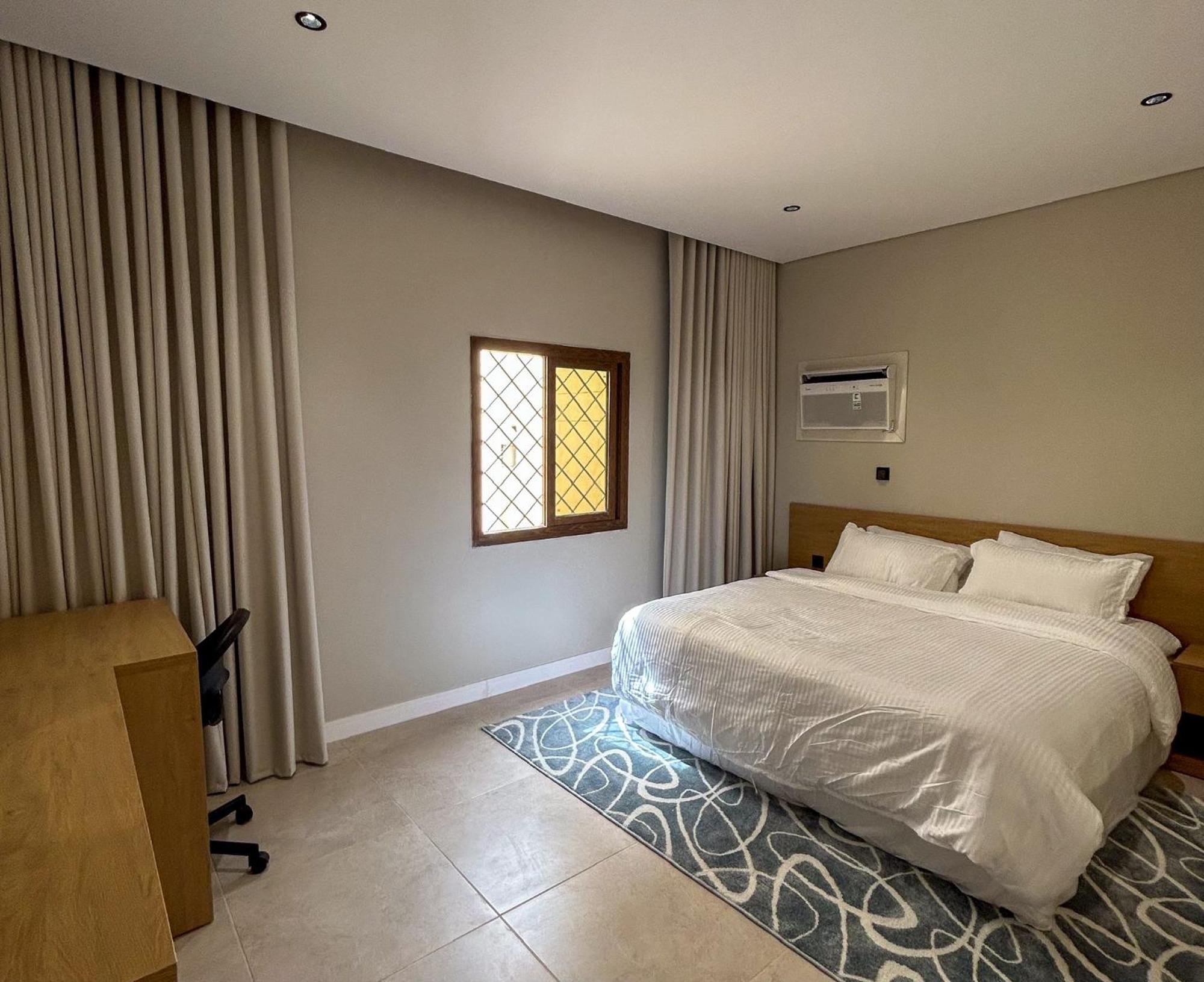 Maz Apartment