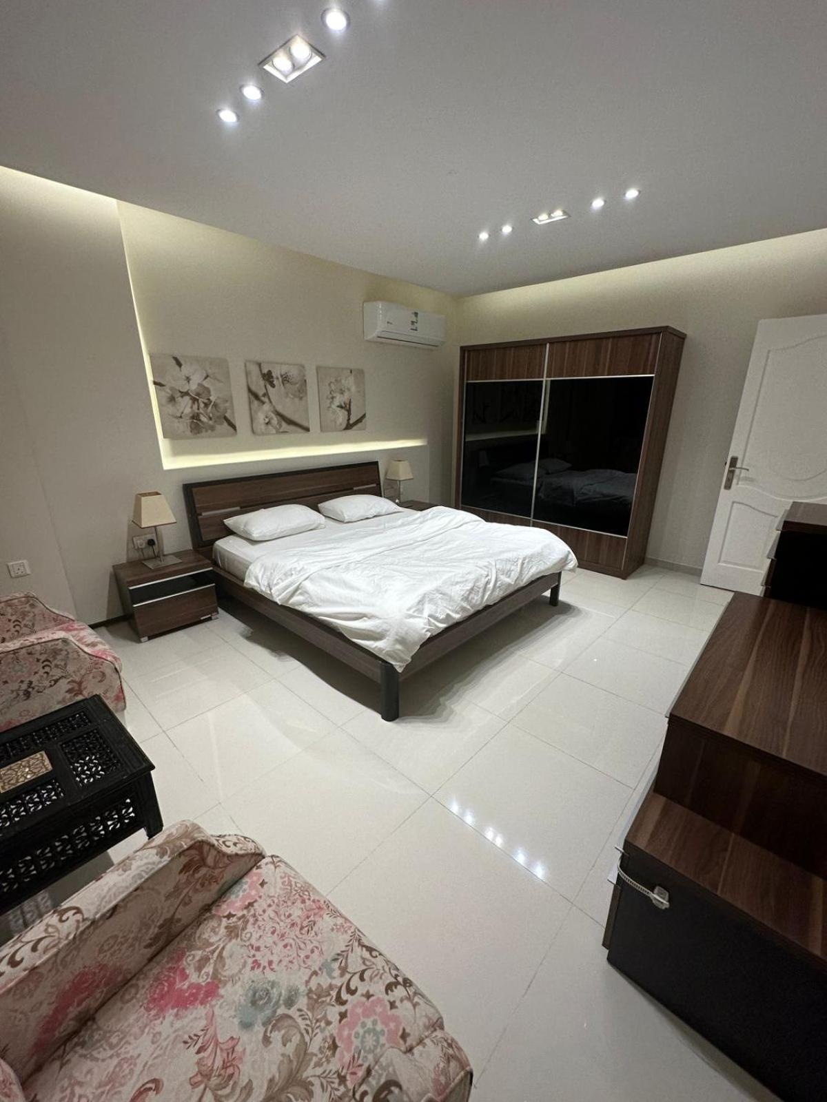Lovely High Quality Self Check-in سلام بالدخول الذاتي Apartment *