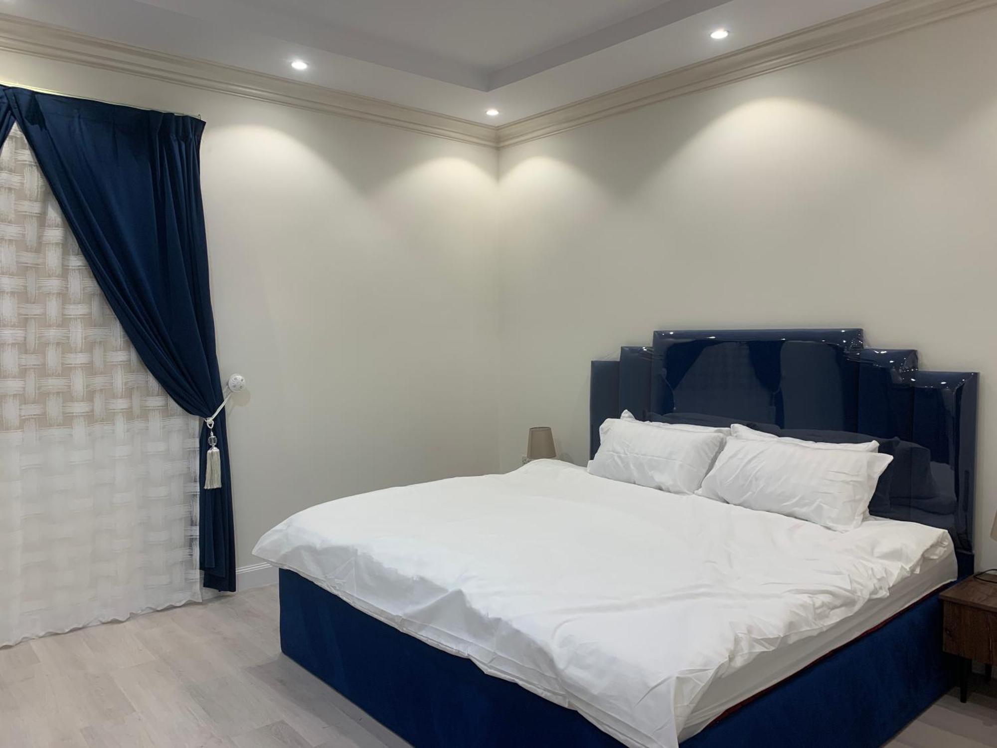 مفروشة ثلاث غرف Apartment *