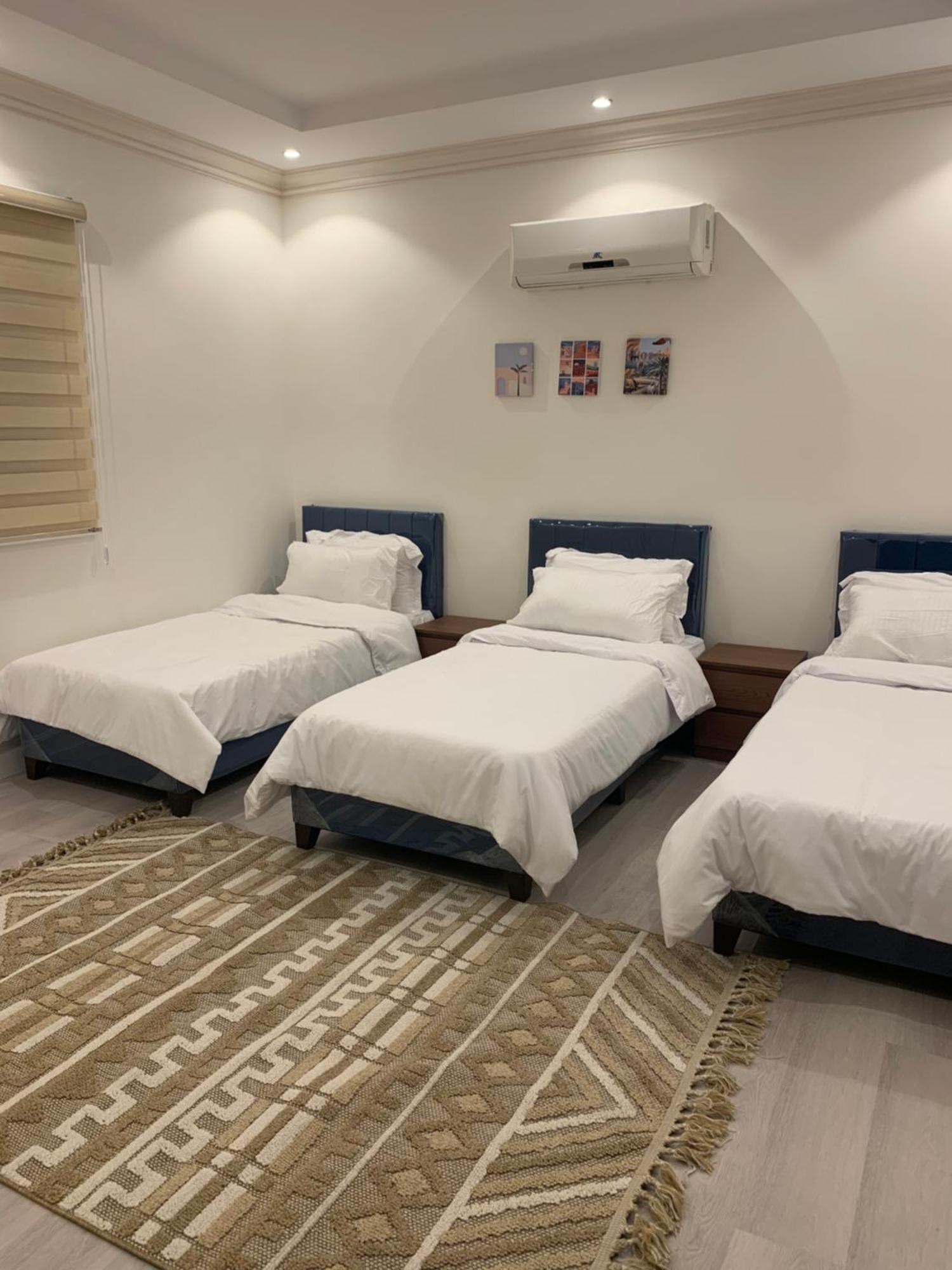 Apartment مفروشة ثلاث غرف *