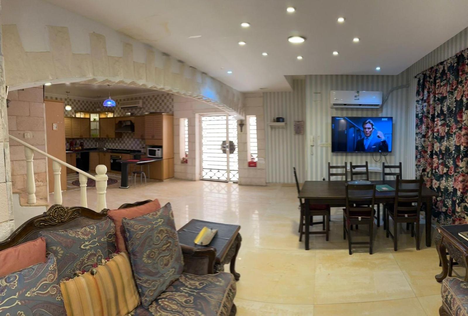 دار ورد Villa Medina