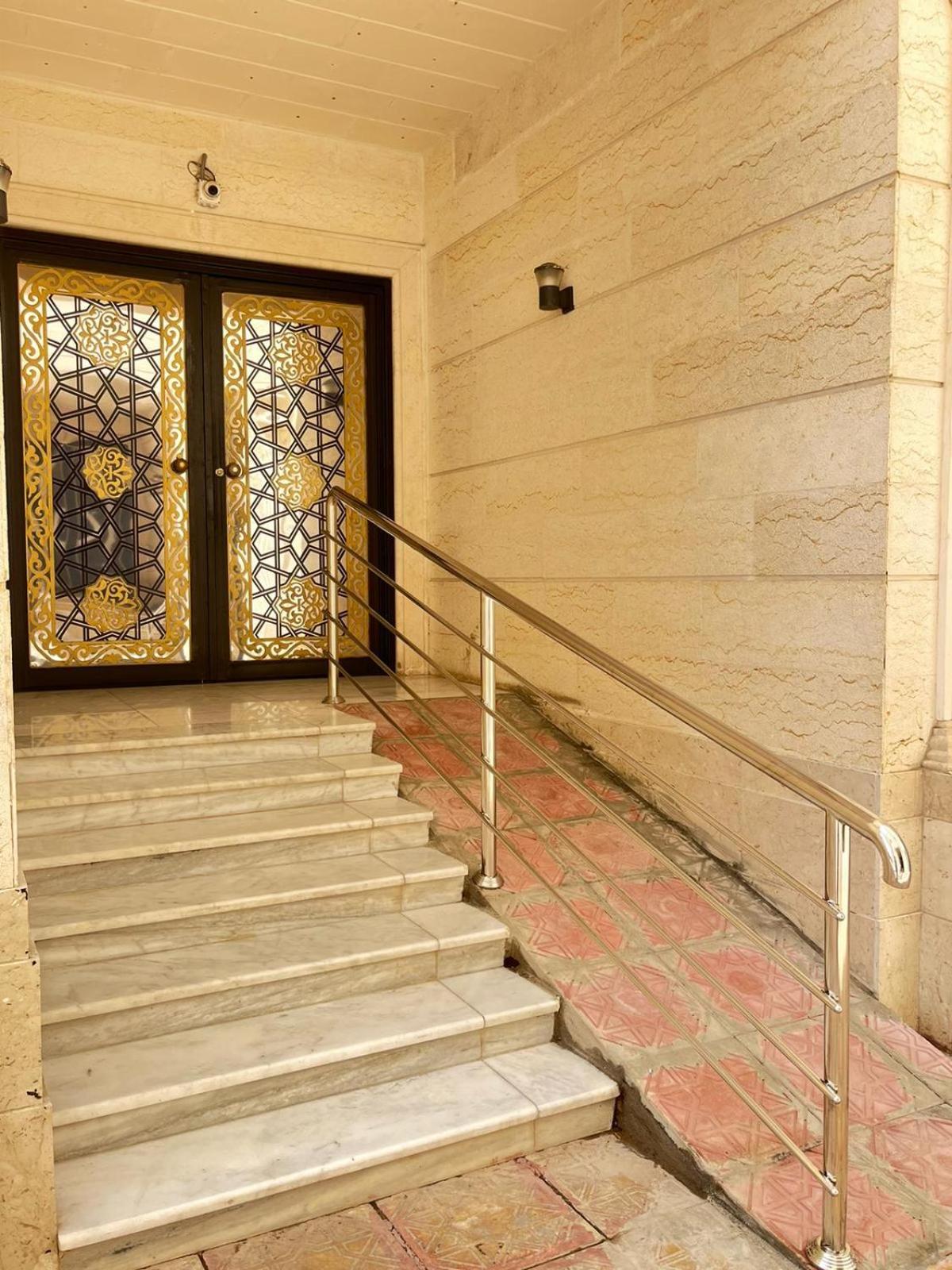 Luxurious Family 3 Bedroom 10 Mins Drive To Al-masjid Nabawi - Nozol Noor 1 Apartment