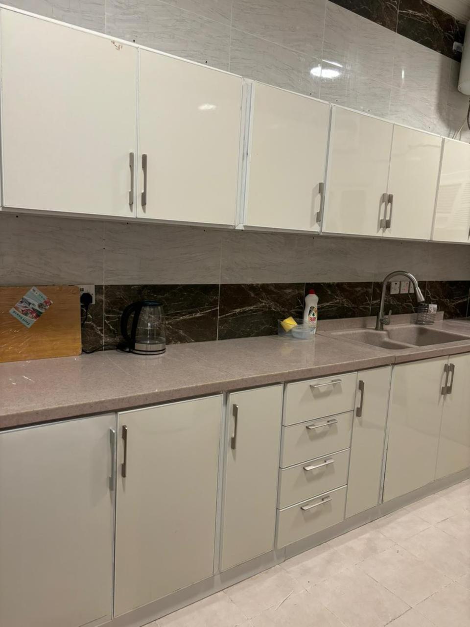 Apartment Madinah Tibah Qublatin Sultana Street *