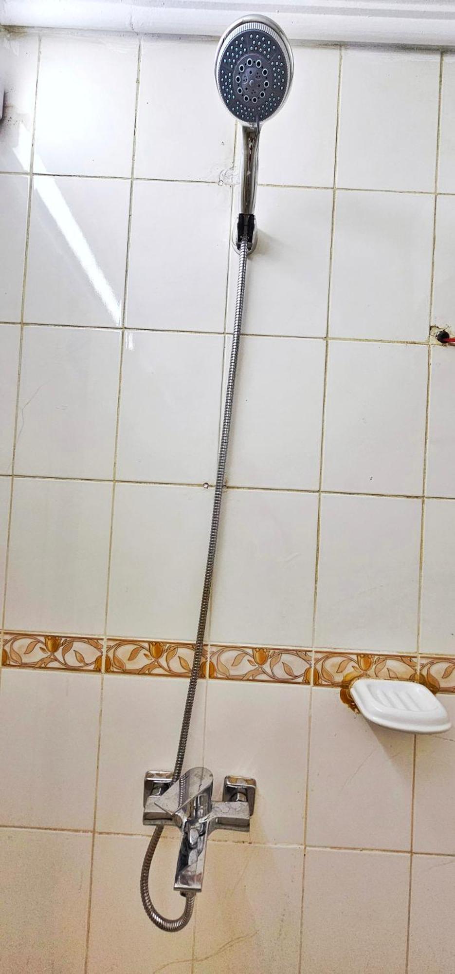 Apartment بغرفتين نوم والسعر مغري 1 *