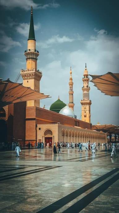 Dar Kholoud Taibah Luxury - Masjid Nabawi Steps Away Apartment