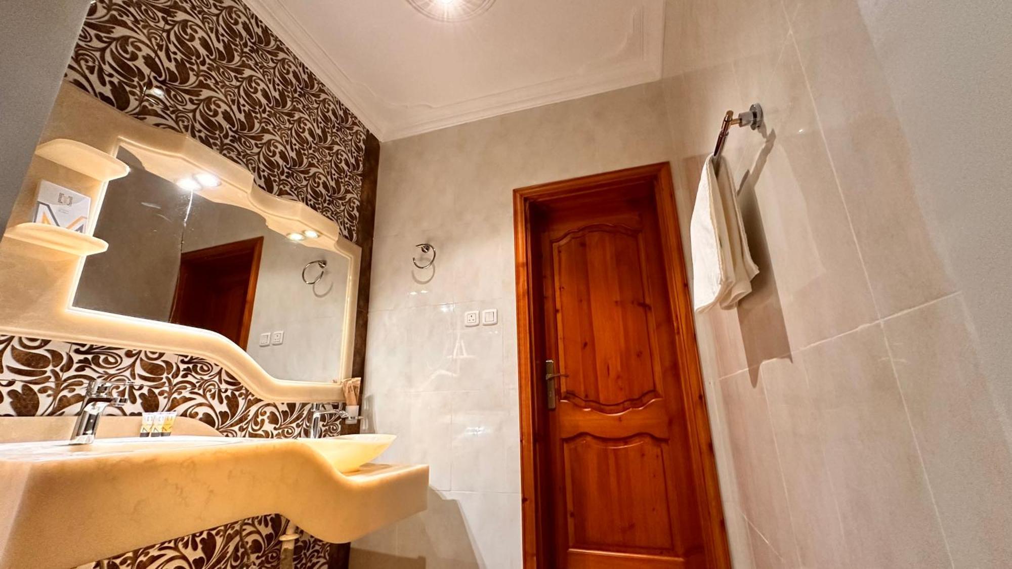 فاخر بالقرب من المسجد النبوي دخّول ذاتي Self Check In 304 Apartment Medina