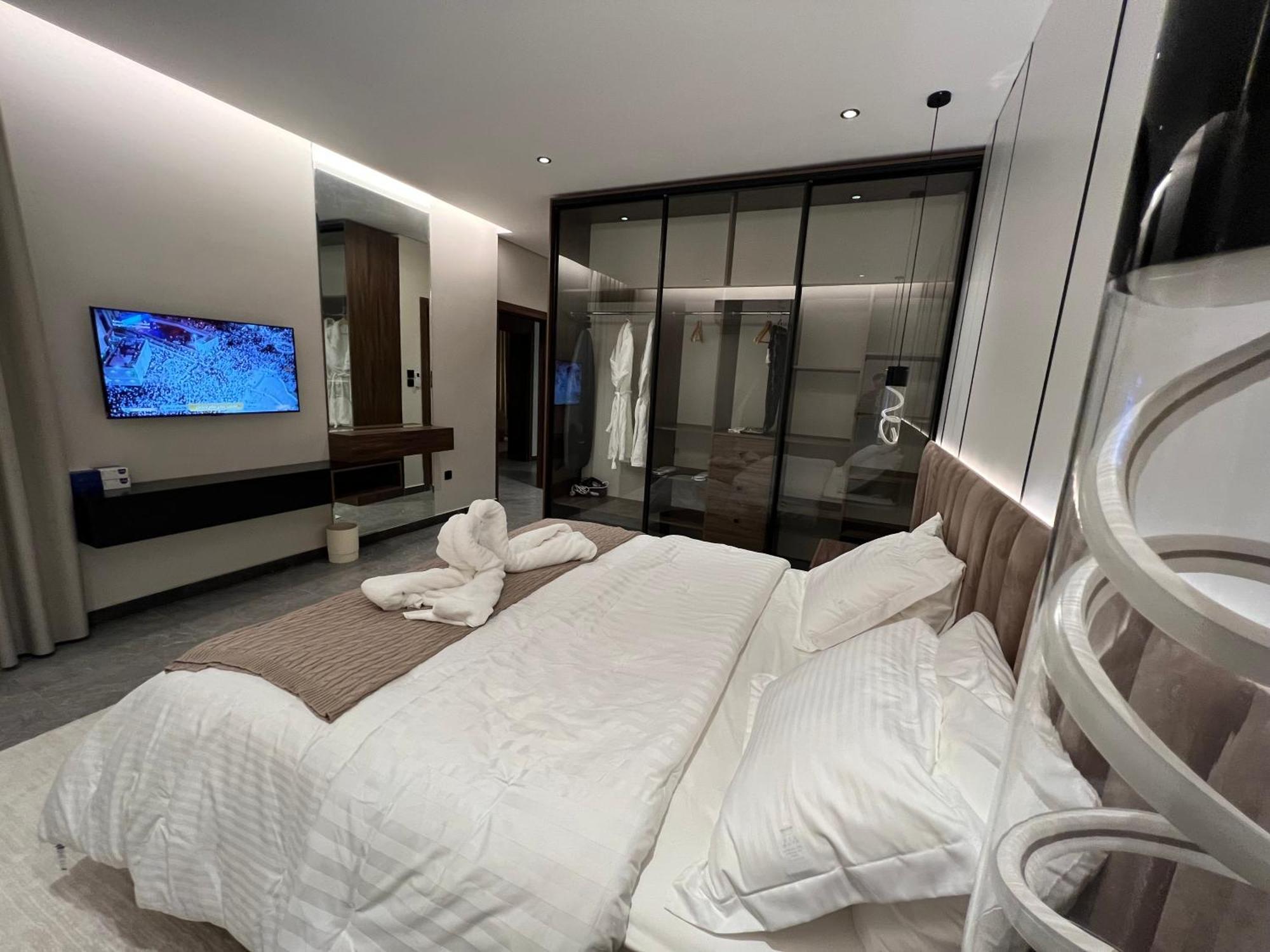 Super Luxury Sweethome