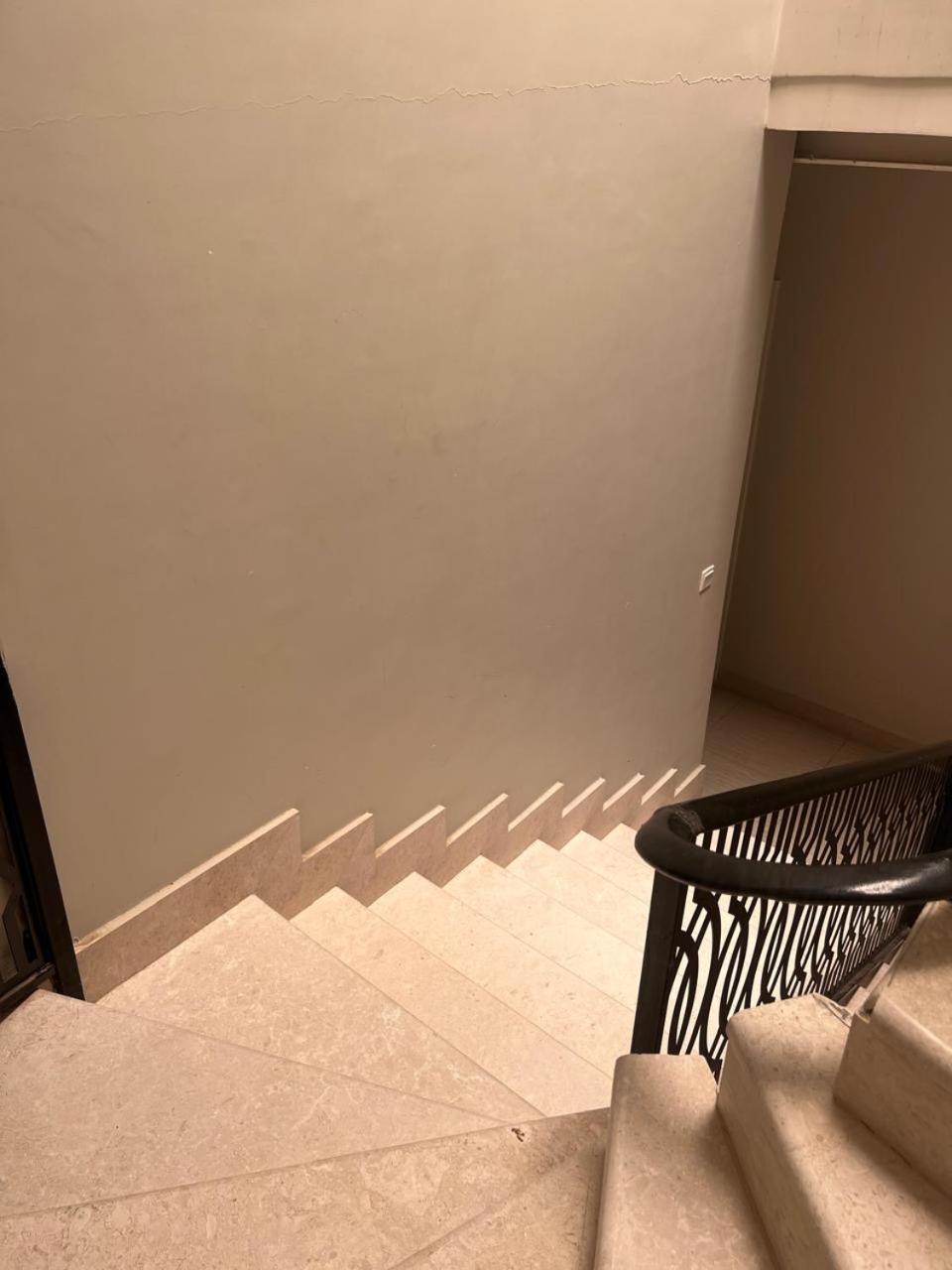 Apartment شوران
