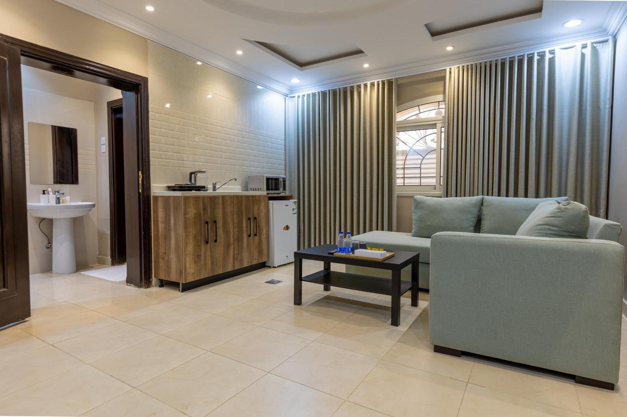 Al-jamwaut A - Nozol Noor 5 Apartment